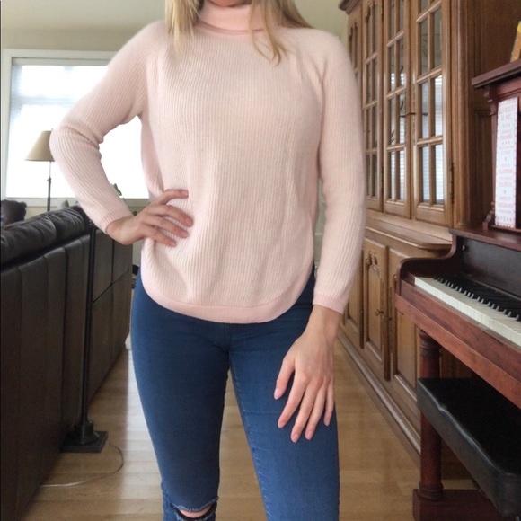 Pink Knit - Picture 3 of 7